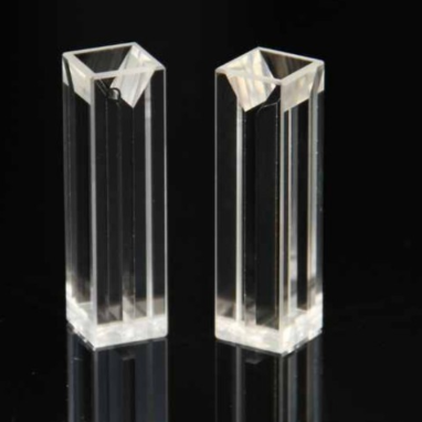 18FQS10. Kuweta kwarcowa do fluorymetru z przykrywką teflonową 10mm, obj. 1,4 ml 