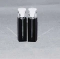 28QS10. Kuweta kwarcowa obj. 1,4 ml, czerniona, półmikro z korkiem teflonowym 10mm 