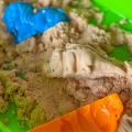 WOOPIE Piasek Kinetyczny 1,5 kg Zestaw XXL ZOO Safari Stolik z Foremkami